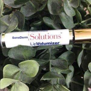 Senegence LipVolumizer
